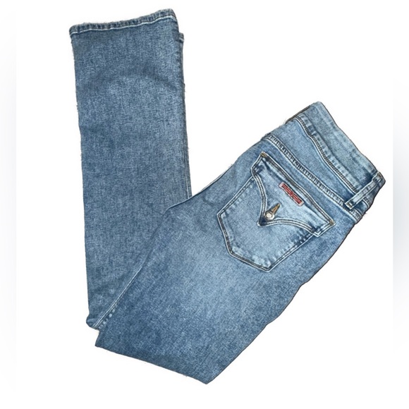 Hudson Beth Mid Rise Baby Bootcut Jeans
Size 30 | Inseam 32” | Rise 9.25” - Picture 2 of 11